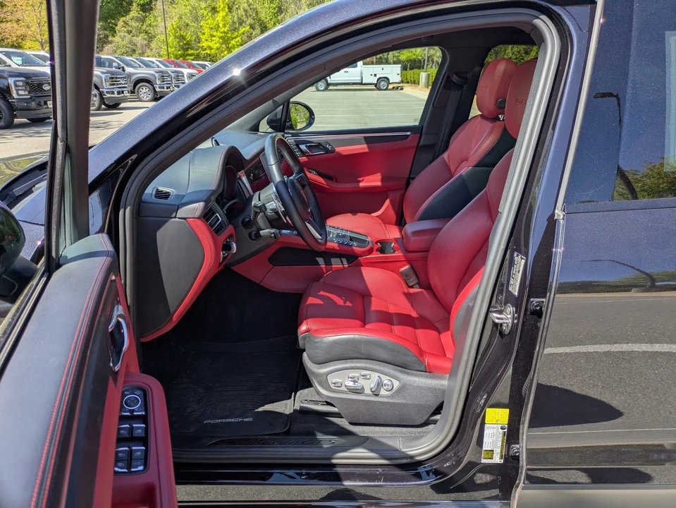 2021 Porsche Macan GTS - Image 12 of 21