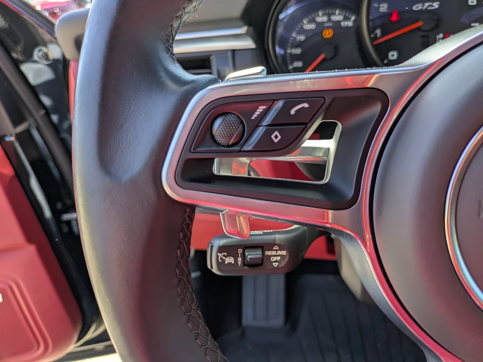 2021 Porsche Macan GTS - Image 18 of 21