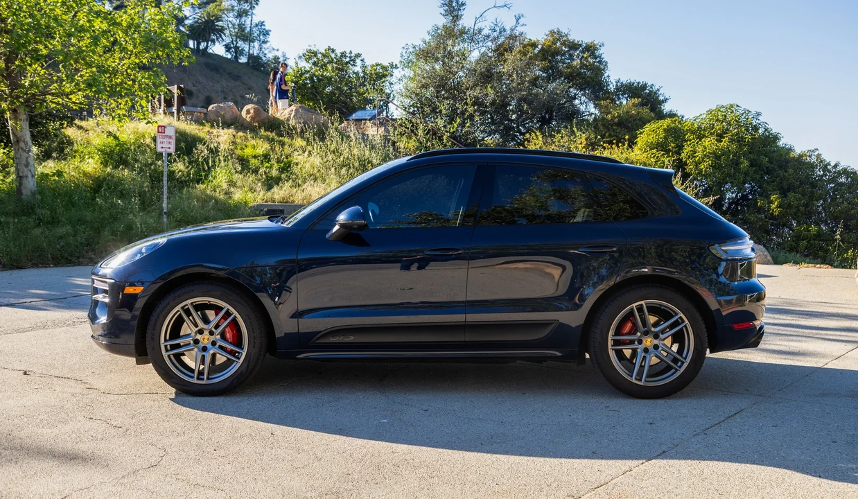 2021 Porsche Macan GTS - Image 11 of 31