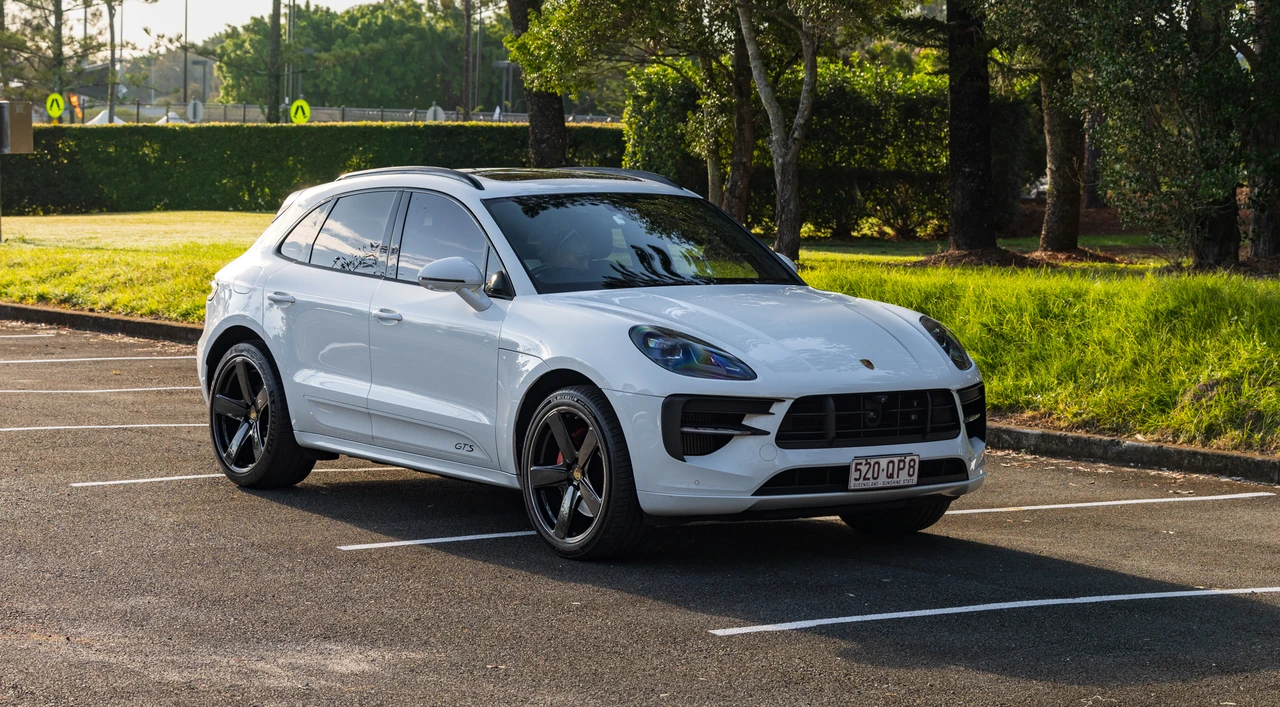 2021 Porsche Macan GTS - Image 9 of 31