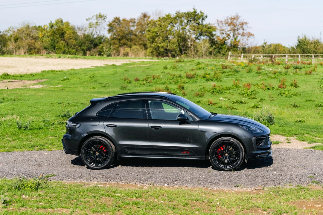 2021 Porsche Macan GTS - Image 12 of 31
