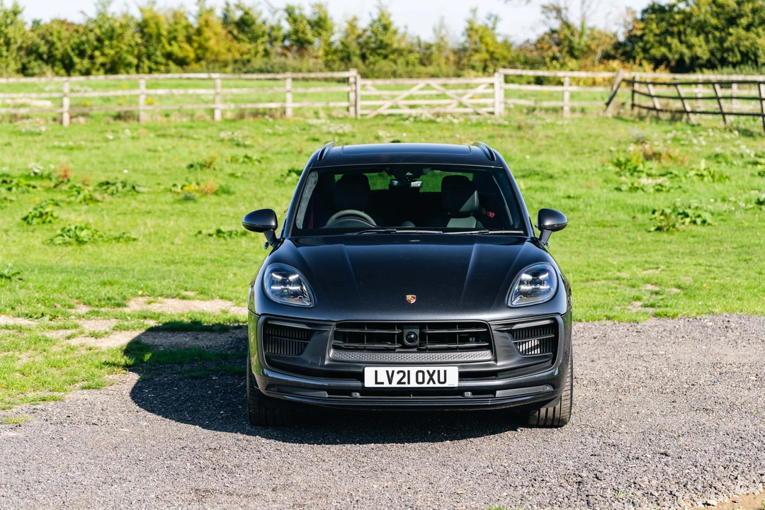 2021 Porsche Macan GTS - Image 2 of 31