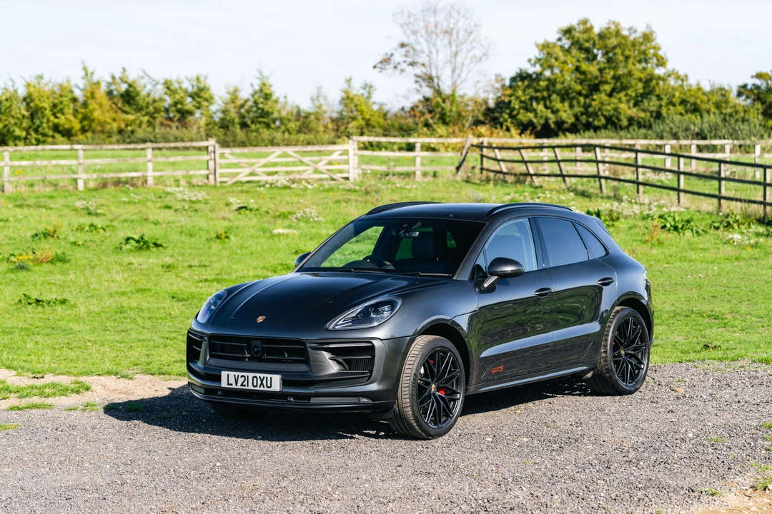 2021 Porsche Macan GTS - Image 17 of 31
