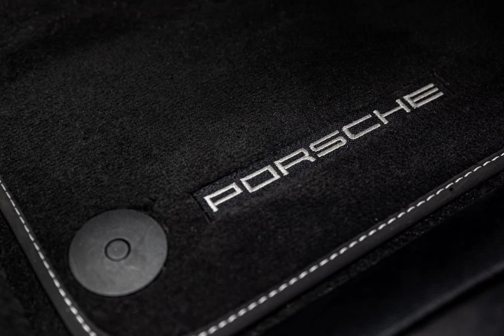2021 Porsche Macan GTS - Image 27 of 31