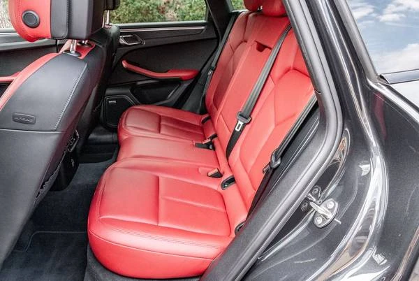 2021 Porsche Macan GTS - Image 4 of 5