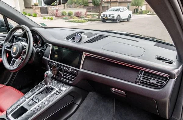 2021 Porsche Macan GTS - Image 3 of 5