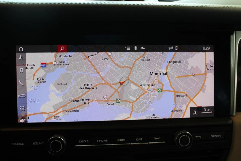 2021 Porsche Macan GTS - Image 13 of 20