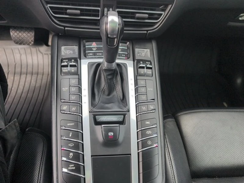 2021 Porsche Macan GTS - Image 17 of 20