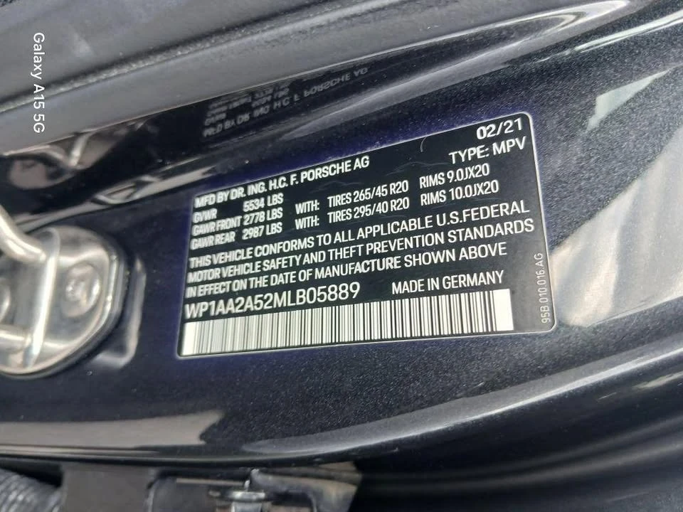 2021 Porsche Macan - Image 10 of 20