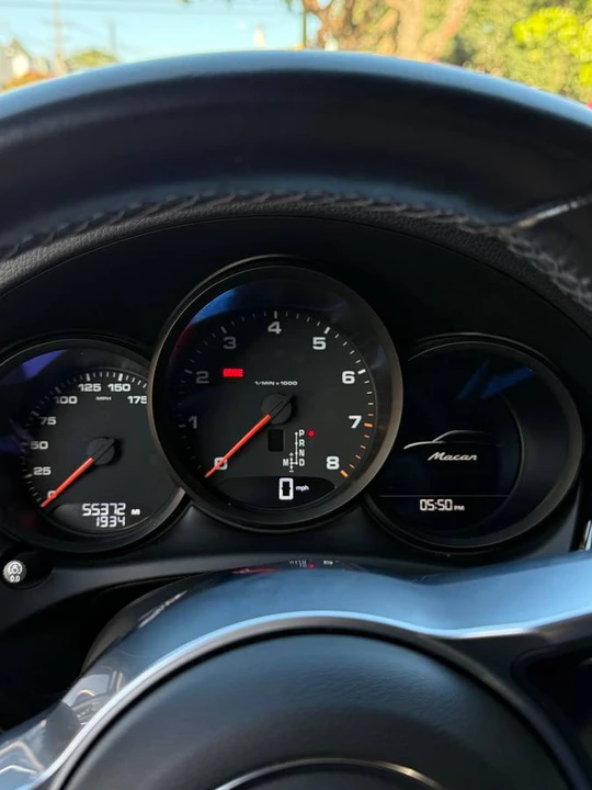 2021 Porsche Macan - Image 4 of 18