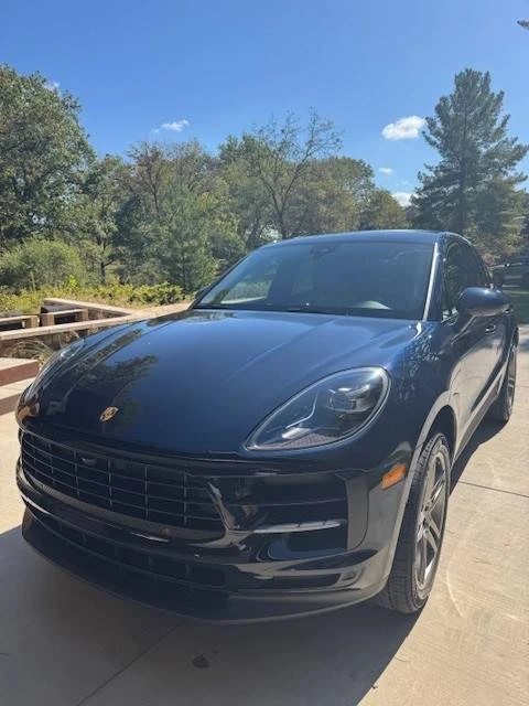 2021 Porsche Macan - Image 11 of 12