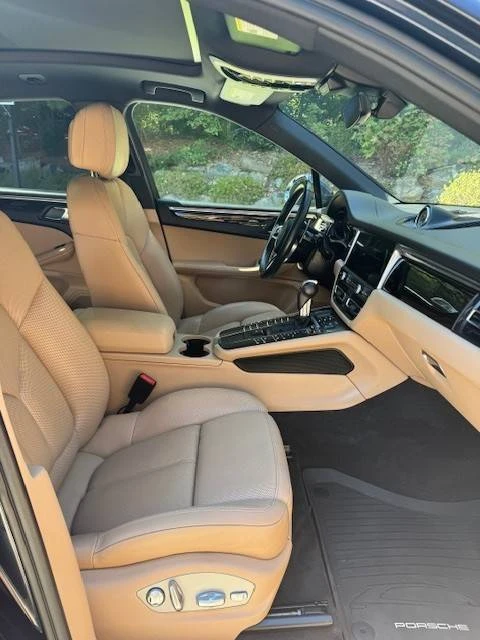 2021 Porsche Macan - Image 4 of 12