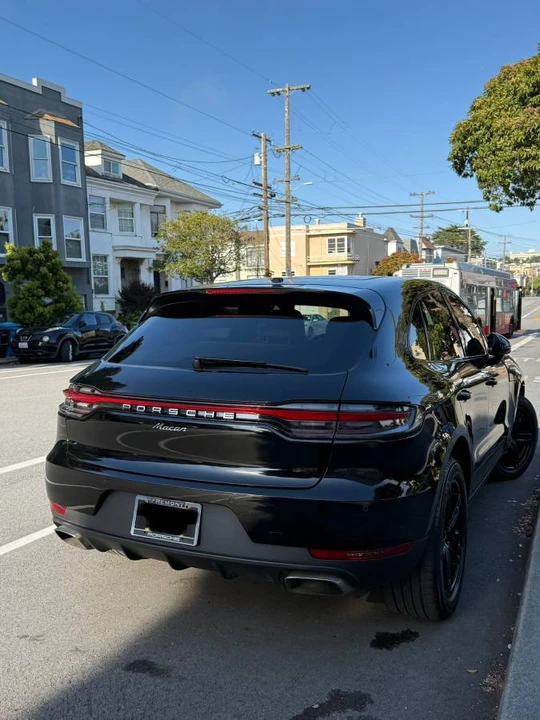 2021 Porsche Macan - Image 6 of 18