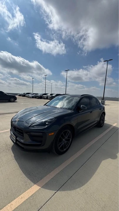 2021 Porsche Macan - Image 3 of 6