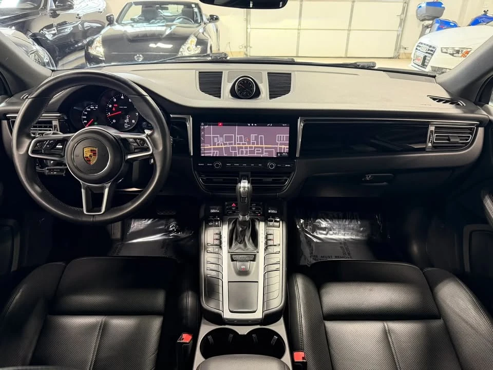 2021 Porsche Macan - Image 2 of 15