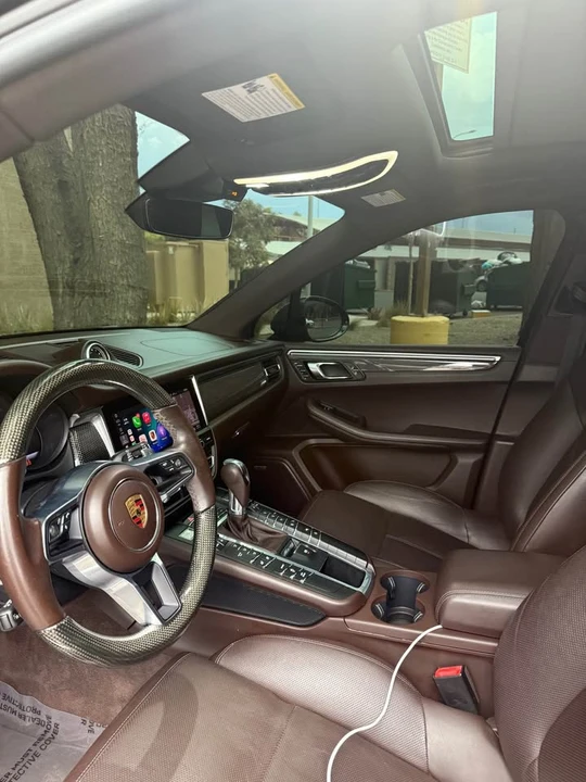 2021 Porsche Macan - Image 6 of 8