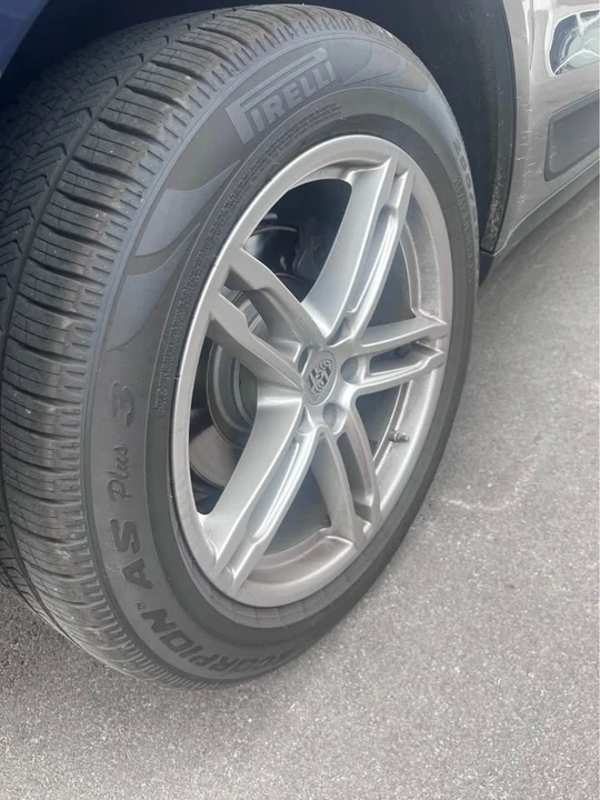 2021 Porsche Macan - Image 11 of 11