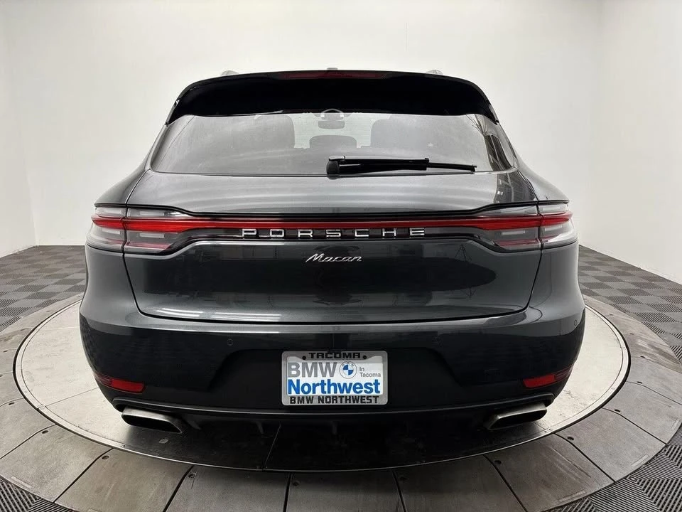 2021 Porsche Macan - Image 15 of 20
