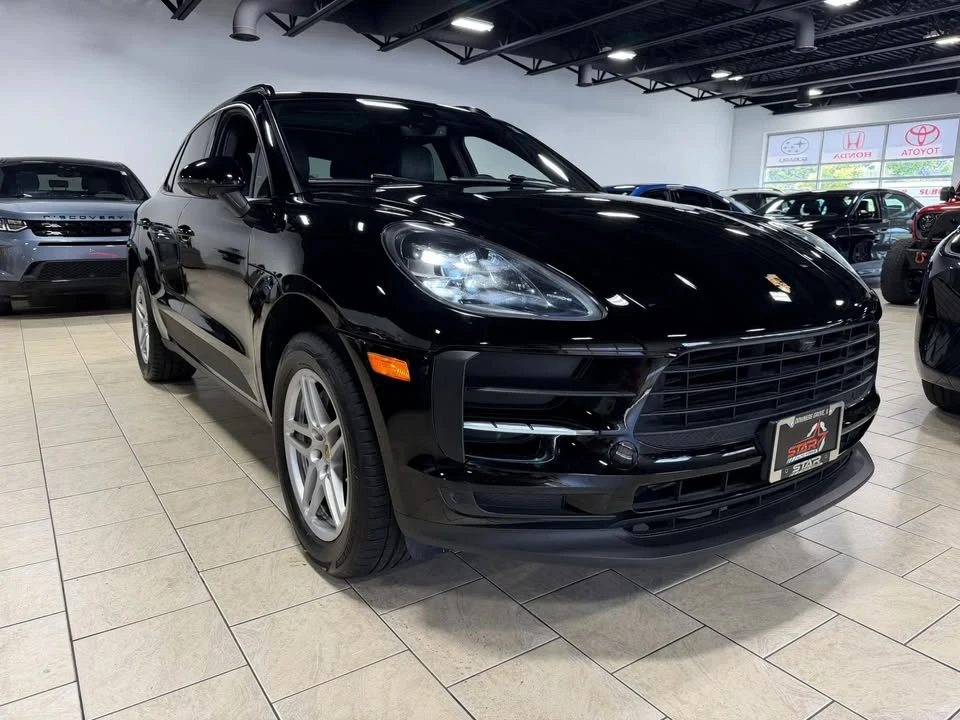 2021 Porsche Macan - Image 9 of 15