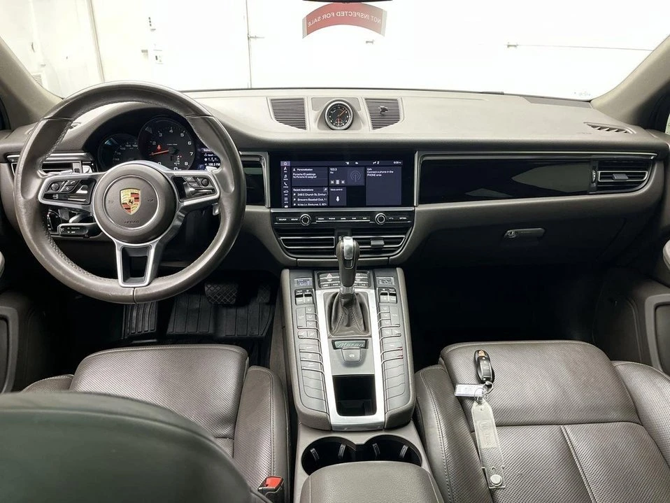 2021 Porsche Macan - Image 15 of 20