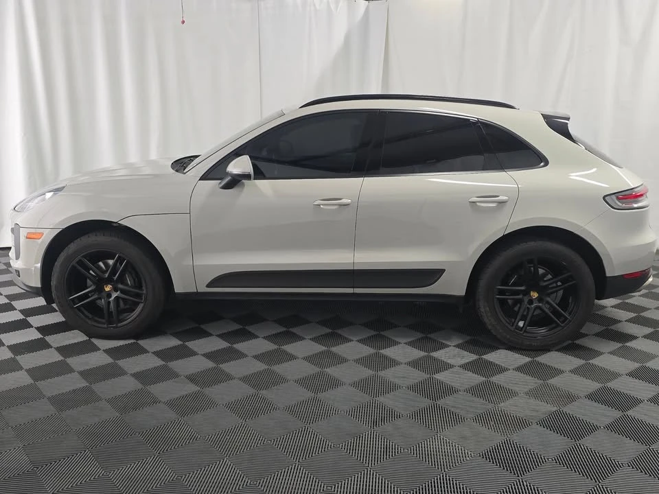 2021 Porsche Macan - Image 3 of 20