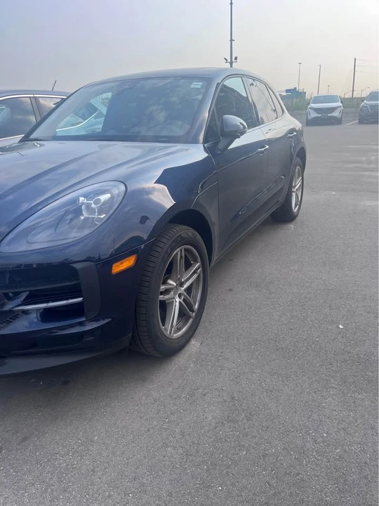 2021 Porsche Macan - Image 4 of 11