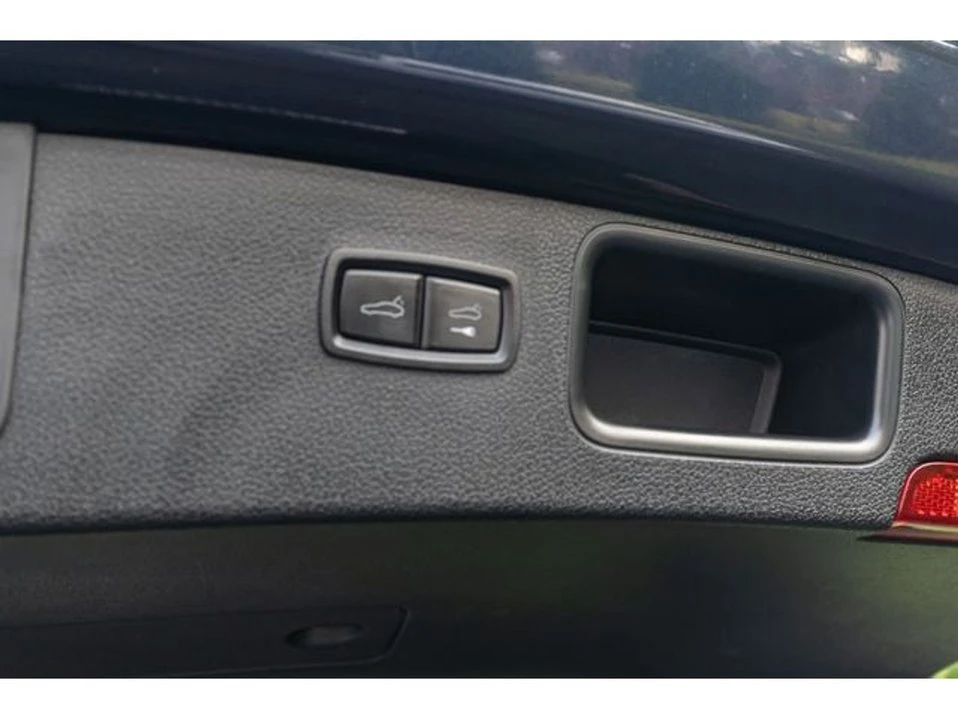 2021 Porsche Macan - Image 20 of 20