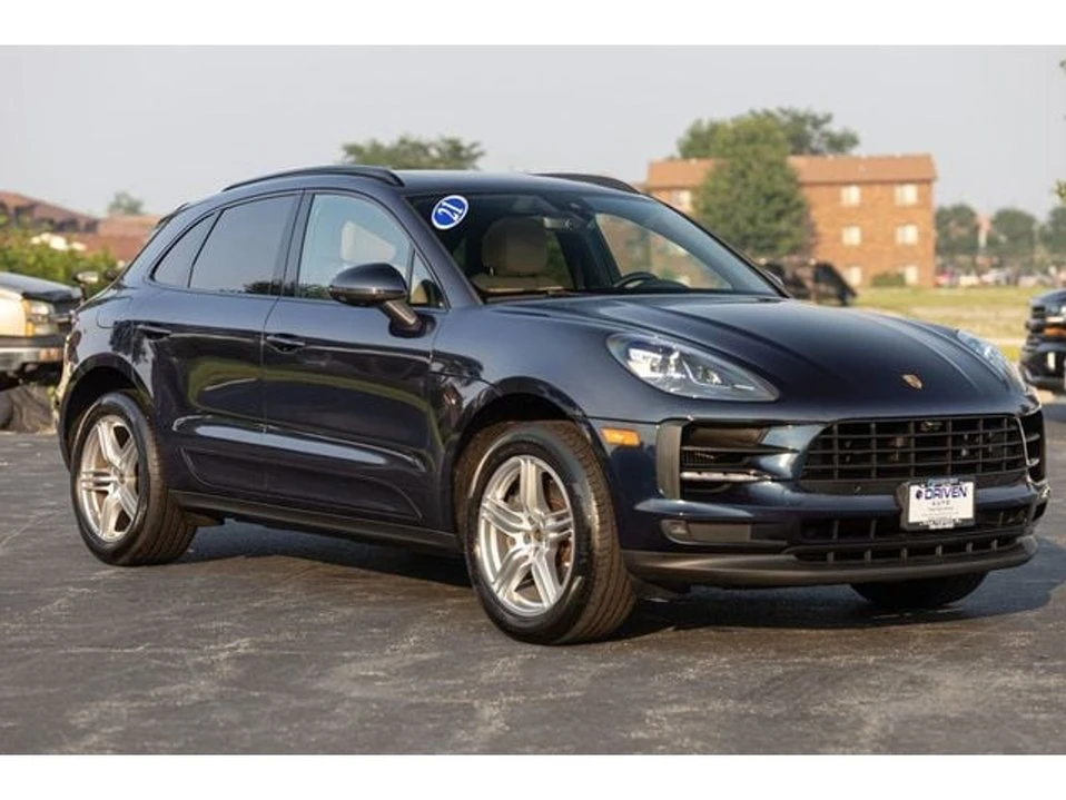 2021 Porsche Macan - Image 12 of 20