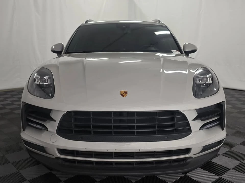 2021 Porsche Macan - Image 10 of 20