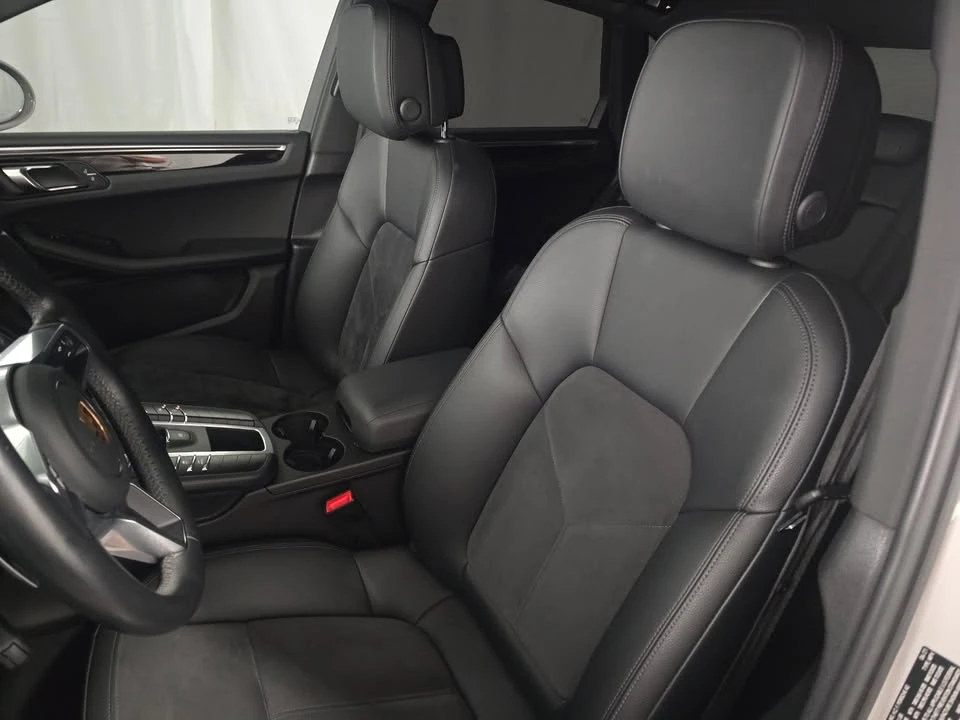 2021 Porsche Macan - Image 6 of 20