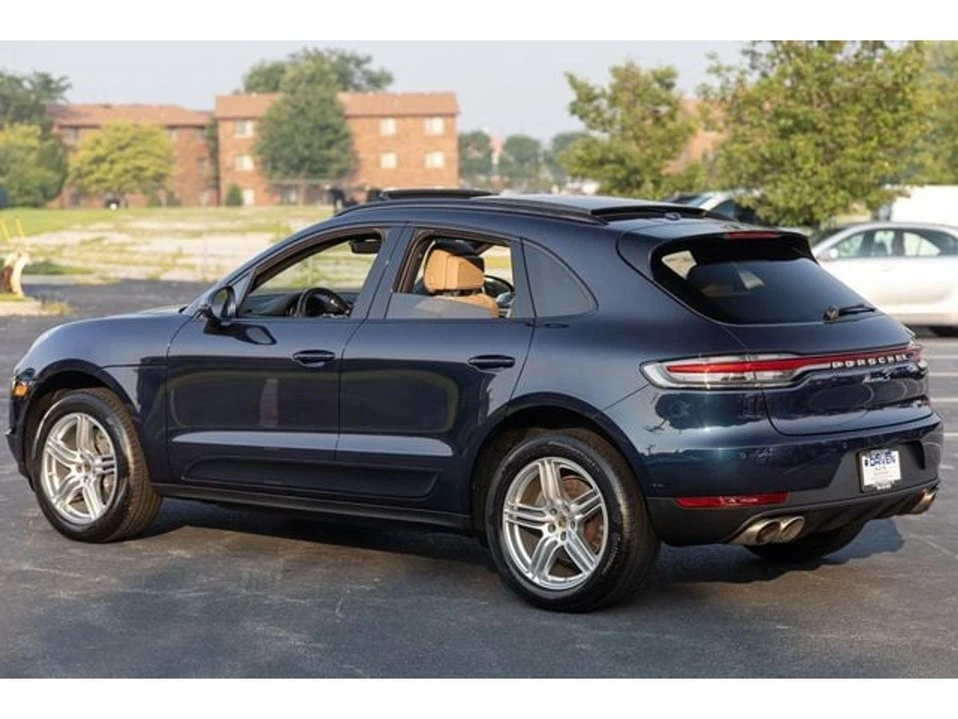 2021 Porsche Macan - Image 7 of 20