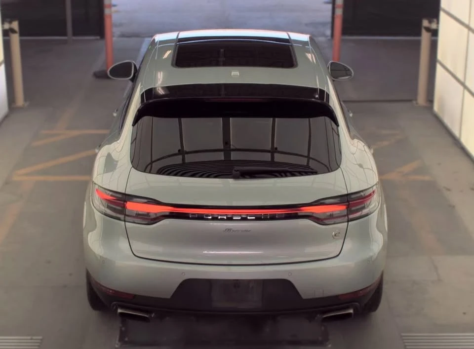 2021 Porsche Macan - Image 5 of 7