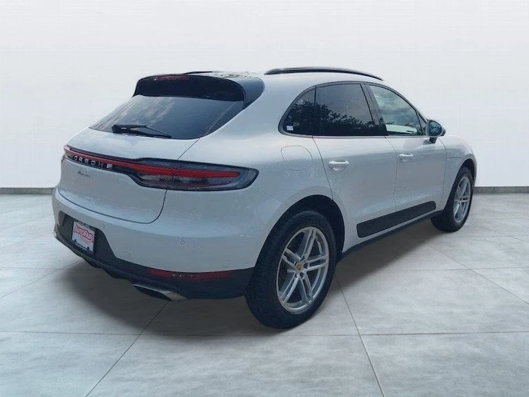 2021 Porsche Macan - Image 4 of 16