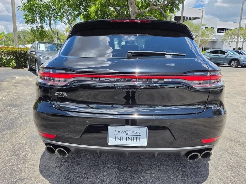 2021 Porsche Macan - Image 13 of 20