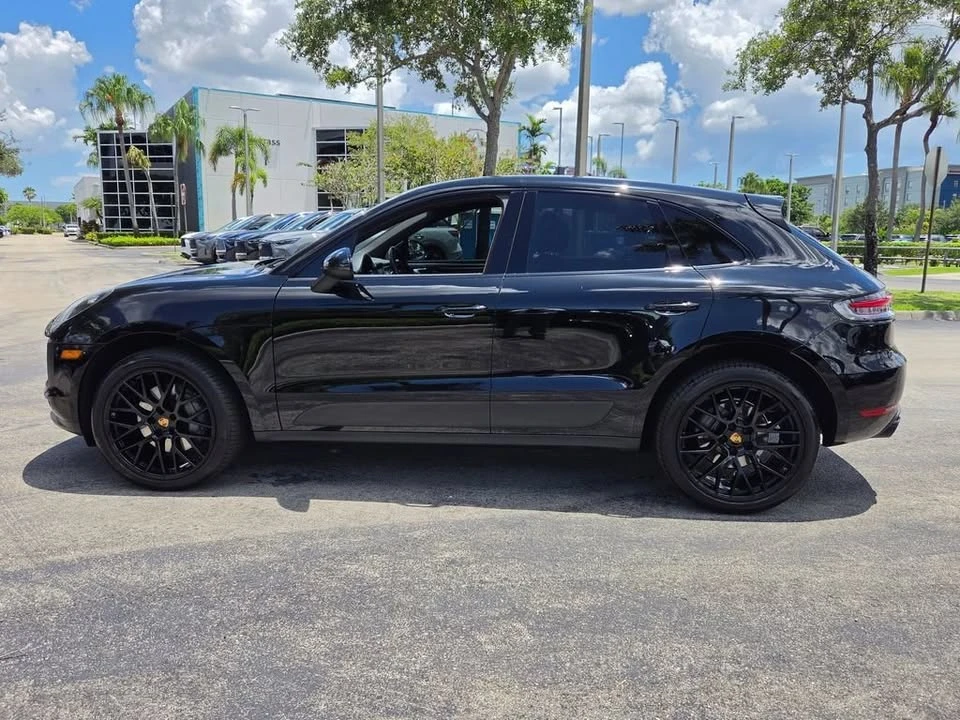 2021 Porsche Macan - Image 15 of 20