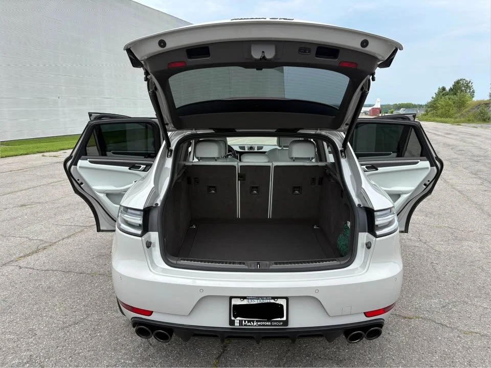 2021 Porsche Macan - Image 8 of 13