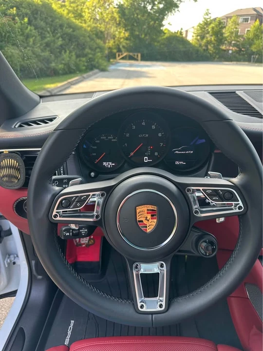 2021 Porsche Macan - Image 3 of 11