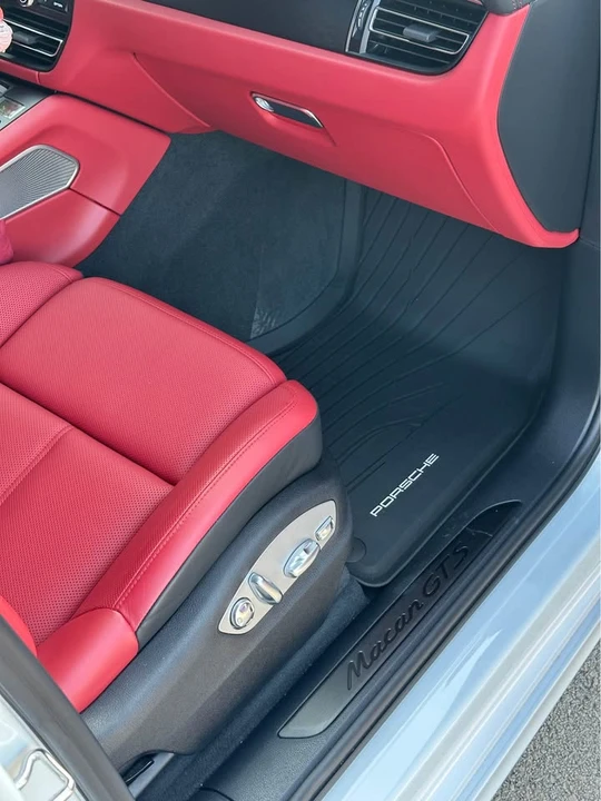 2021 Porsche Macan - Image 6 of 11
