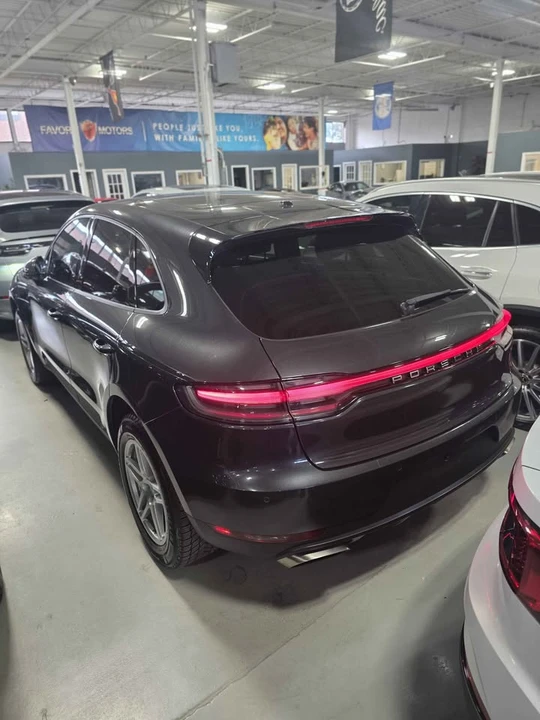 2021 Porsche Macan - Image 3 of 15