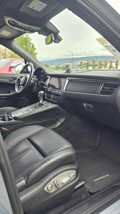 2021 Porsche Macan - Image 7 of 13