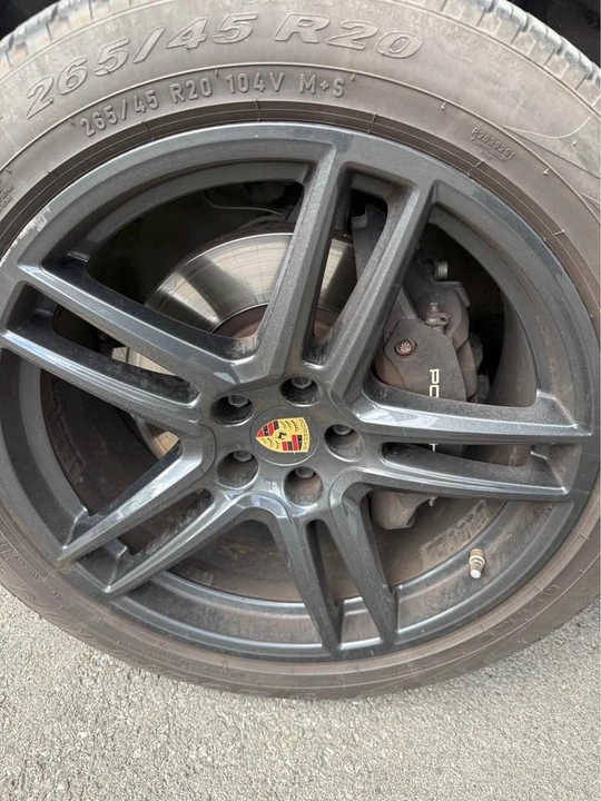 2021 Porsche Macan - Image 7 of 8