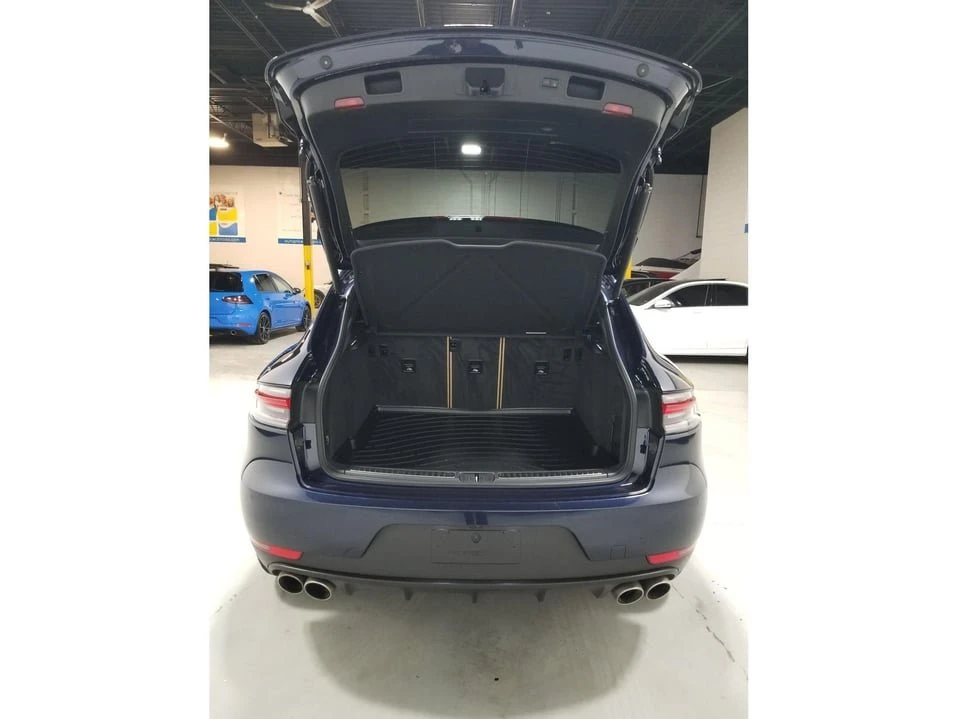 2021 Porsche Macan - Image 9 of 20