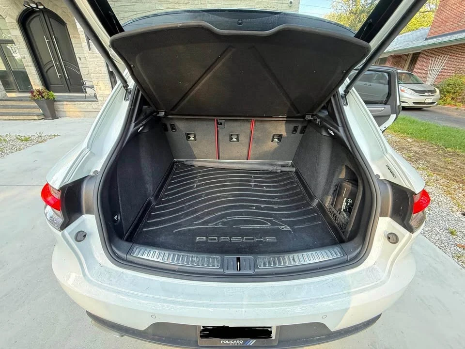 2021 Porsche Macan - Image 13 of 13