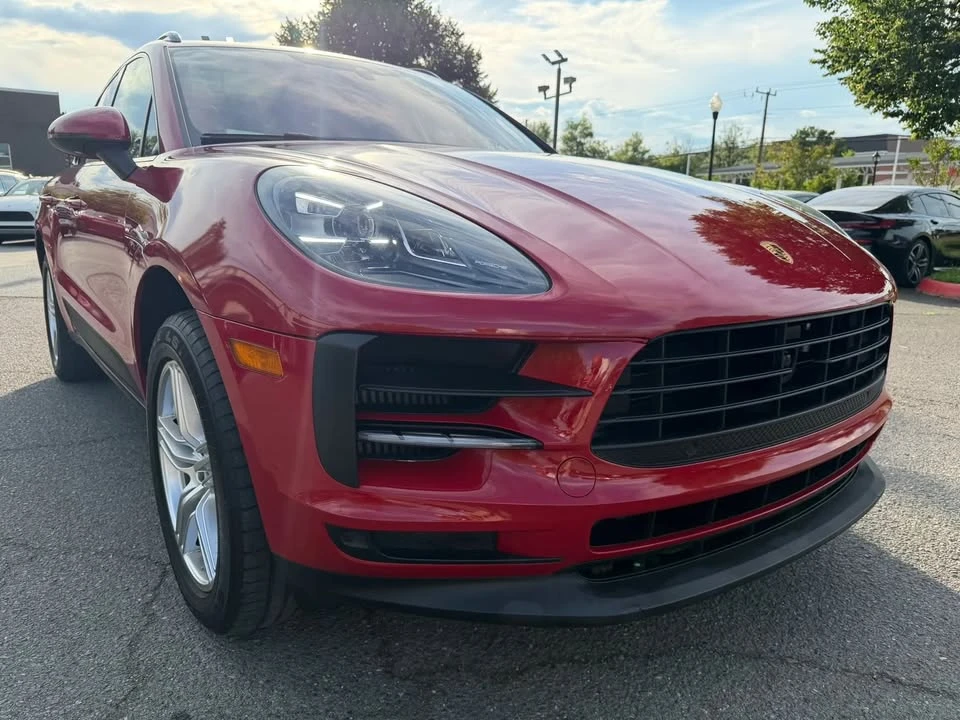 2021 Porsche Macan - Image 11 of 20