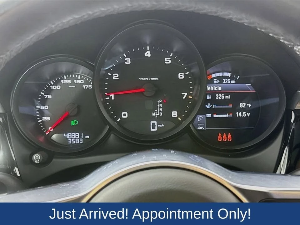 2021 Porsche Macan - Image 13 of 20