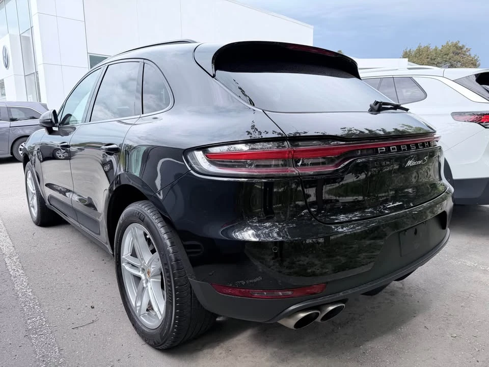 2021 Porsche Macan - Image 2 of 4