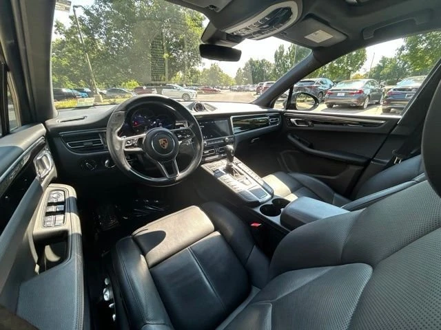 2021 Porsche Macan - Image 11 of 19