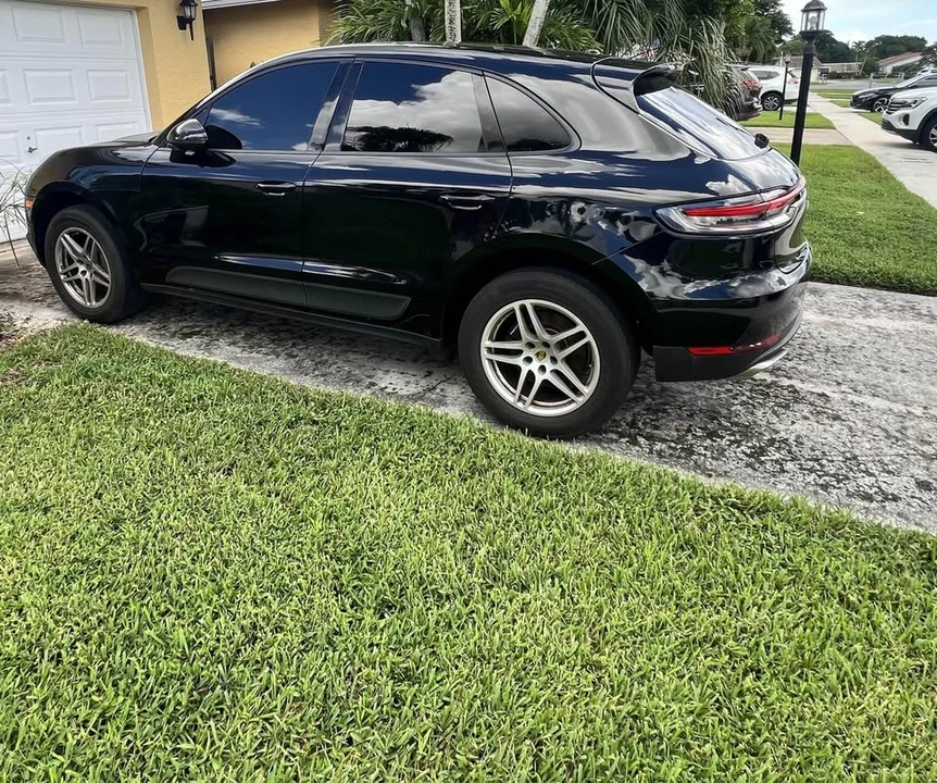 2021 Porsche Macan - Image 4 of 4