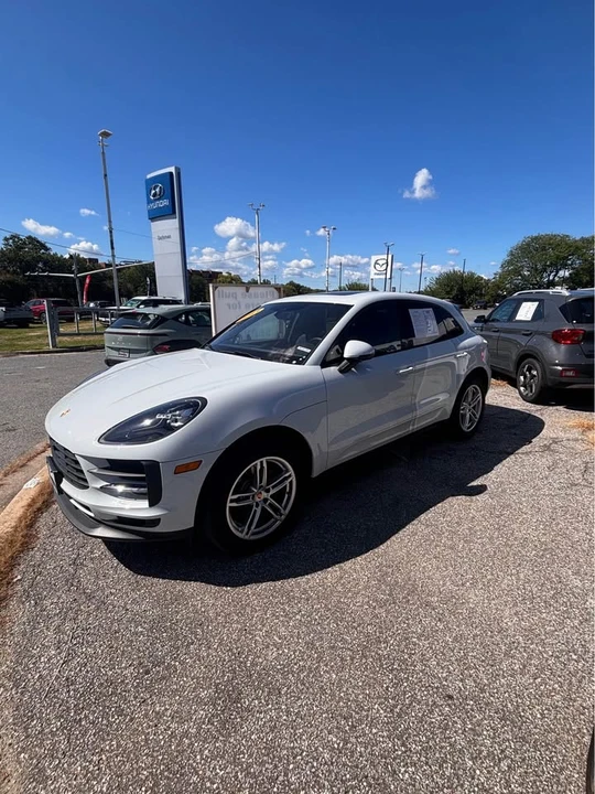 2021 Porsche Macan - Image 5 of 16