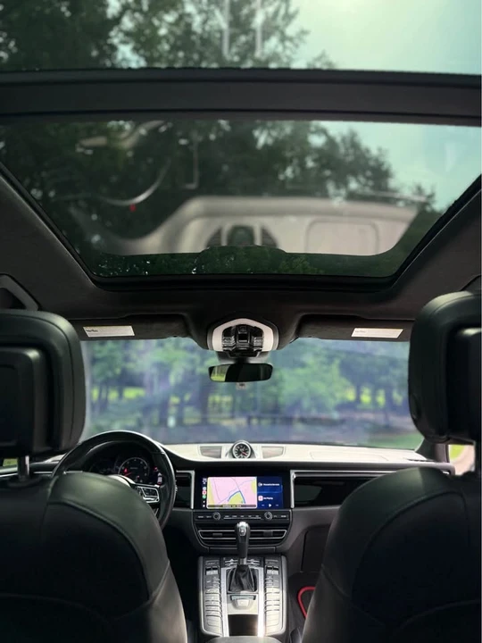 2021 Porsche Macan - Image 6 of 6
